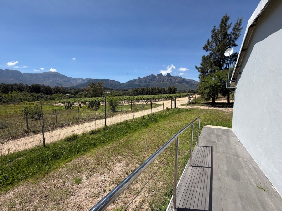 To Let Commercial Property for Rent in Bainskloof Western Cape